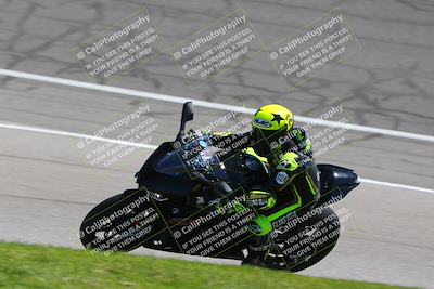 media/Apr-23-2022-Fastrack Riders (Sat) [[cb2d6ae73d]]/LEVEL 3/1115AM TURN 3 AND 4/